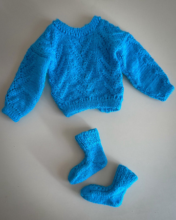 Вязанный комплект для куклы Paola Reina 33 см, Свитер и Носки